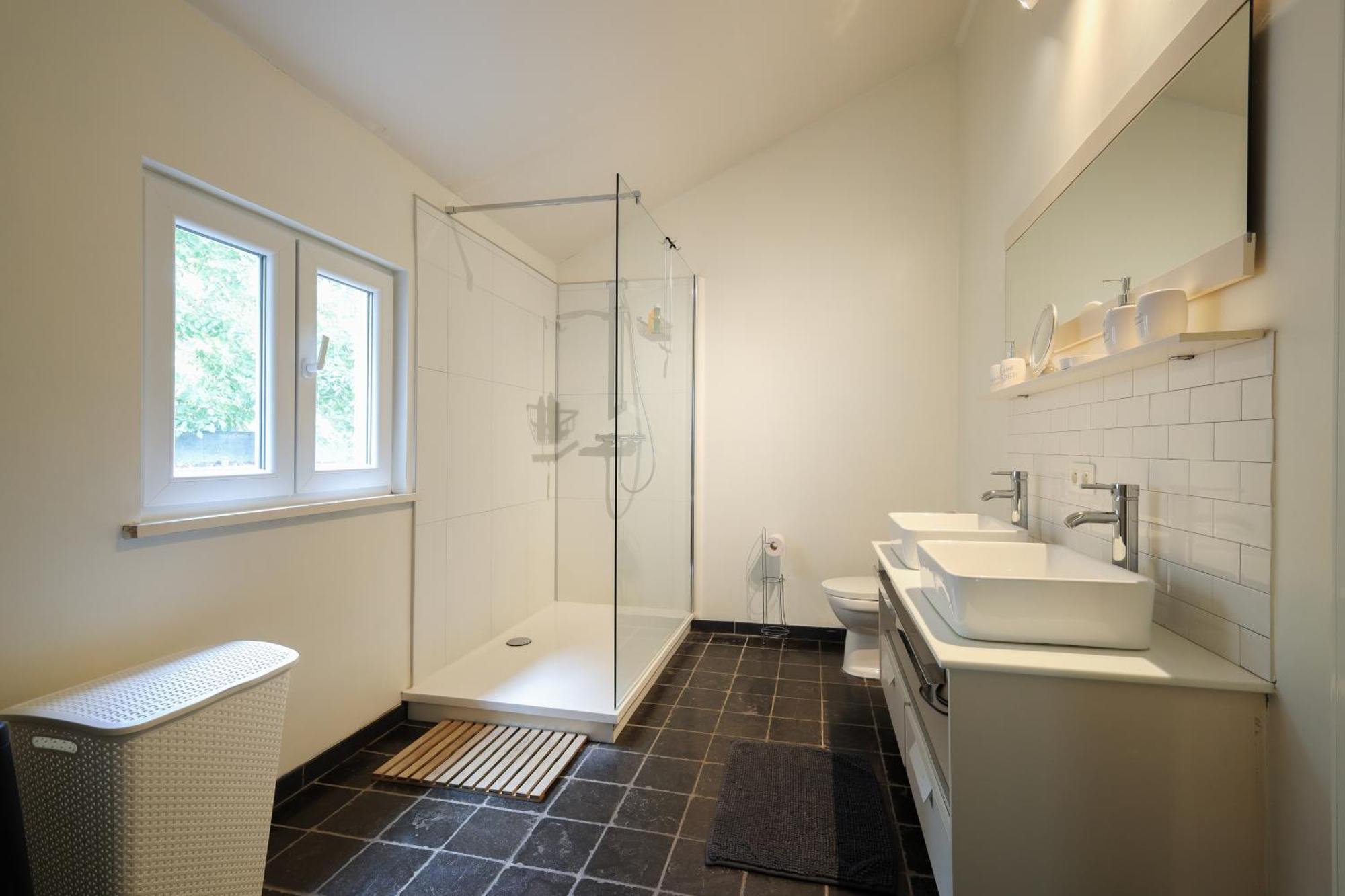 Vakantiehuisje aan de Ijzer Diksmuide Buitenkant foto